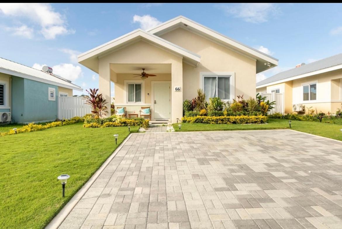 Natty'S Cozy Beach House In Hanover Jamaica Lucea Exterior foto